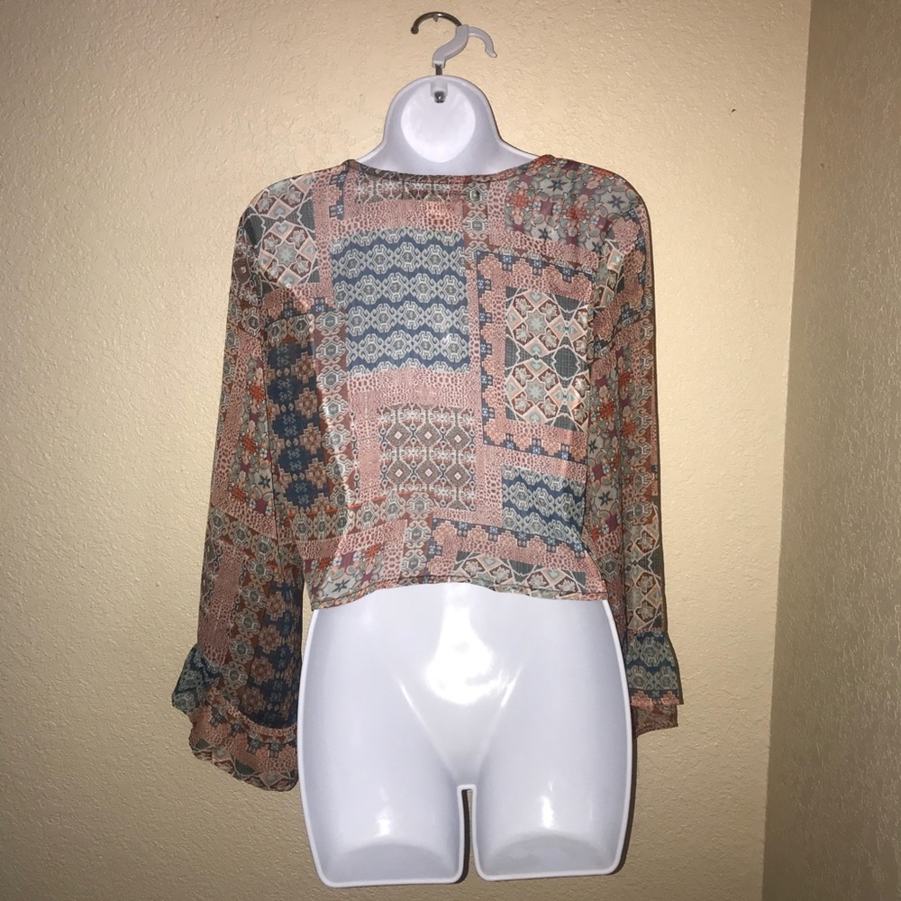 Floral sheer long sleeve shirt - Picture 2 of 3